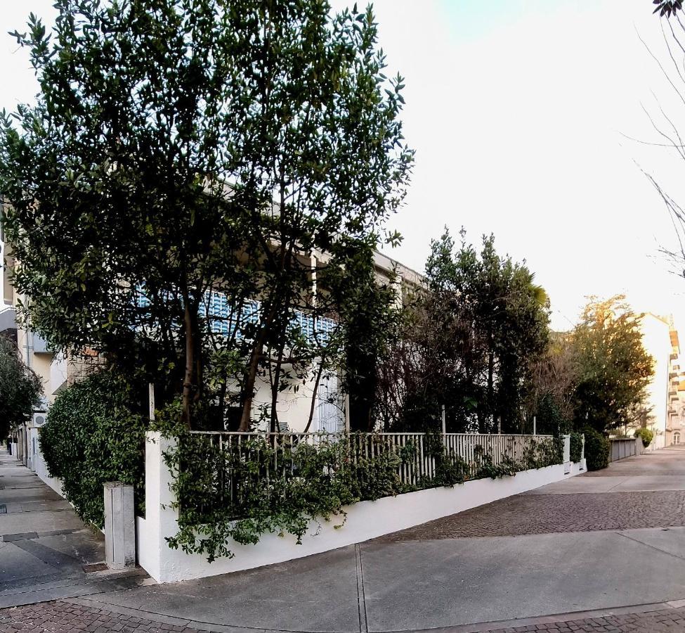 Villa Flora Grado Bagian luar foto